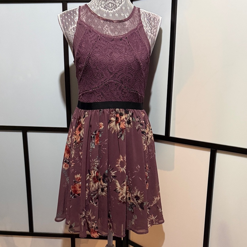 Xhilaration Plum Lace Bodice Floral Mini Dress with Black Waistband